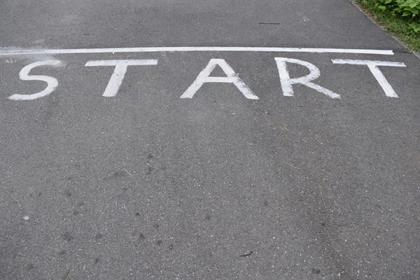 What Should You Take With You on Your First Day at a New Job?